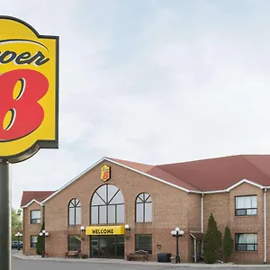 2* Hotel Super 8 Mount Hope/hamilton International Airport