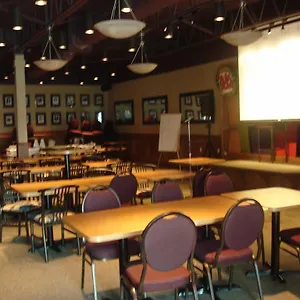 2* Hotel Howard Johnson